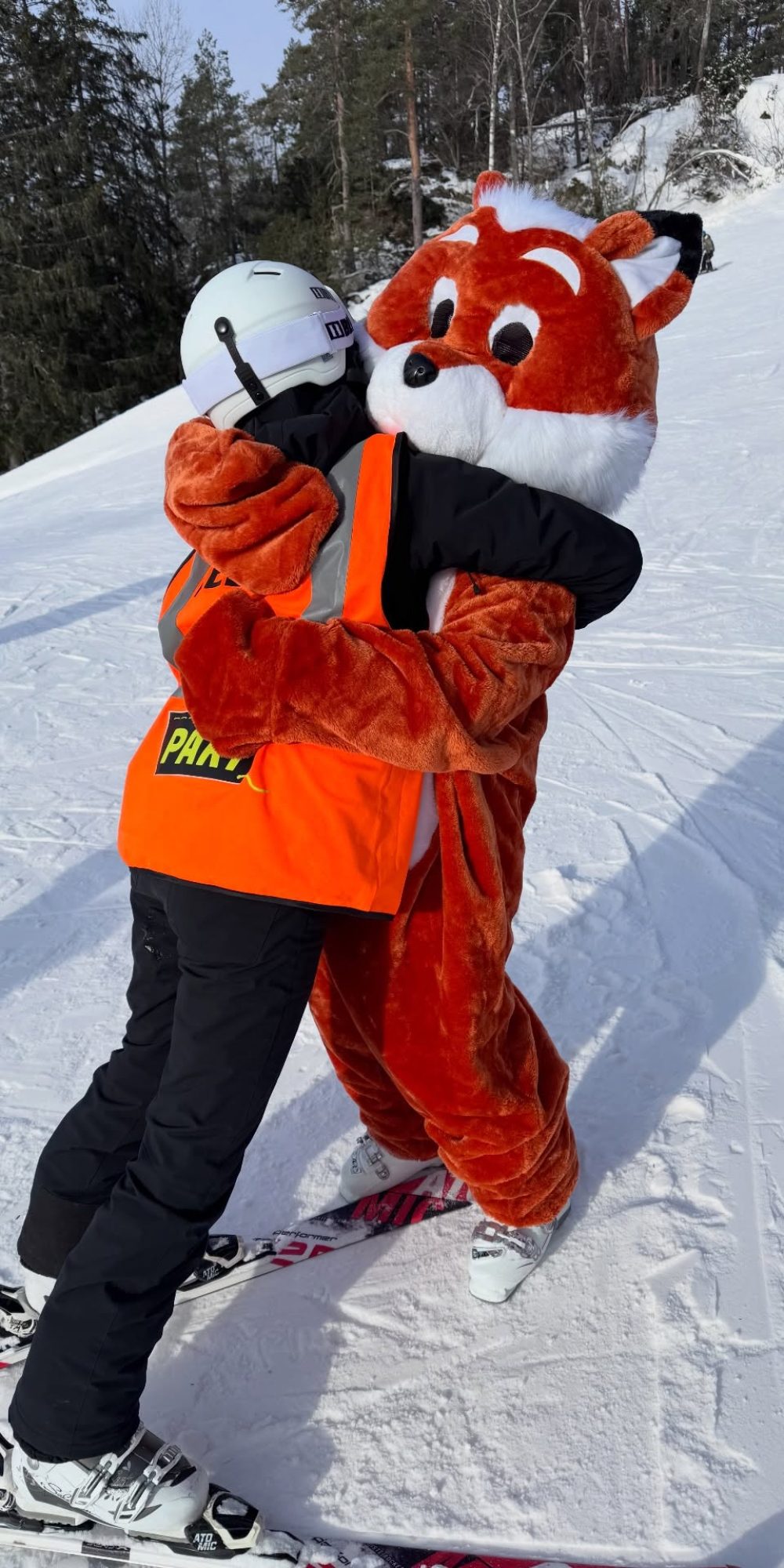Skattman bjuder på kärlek